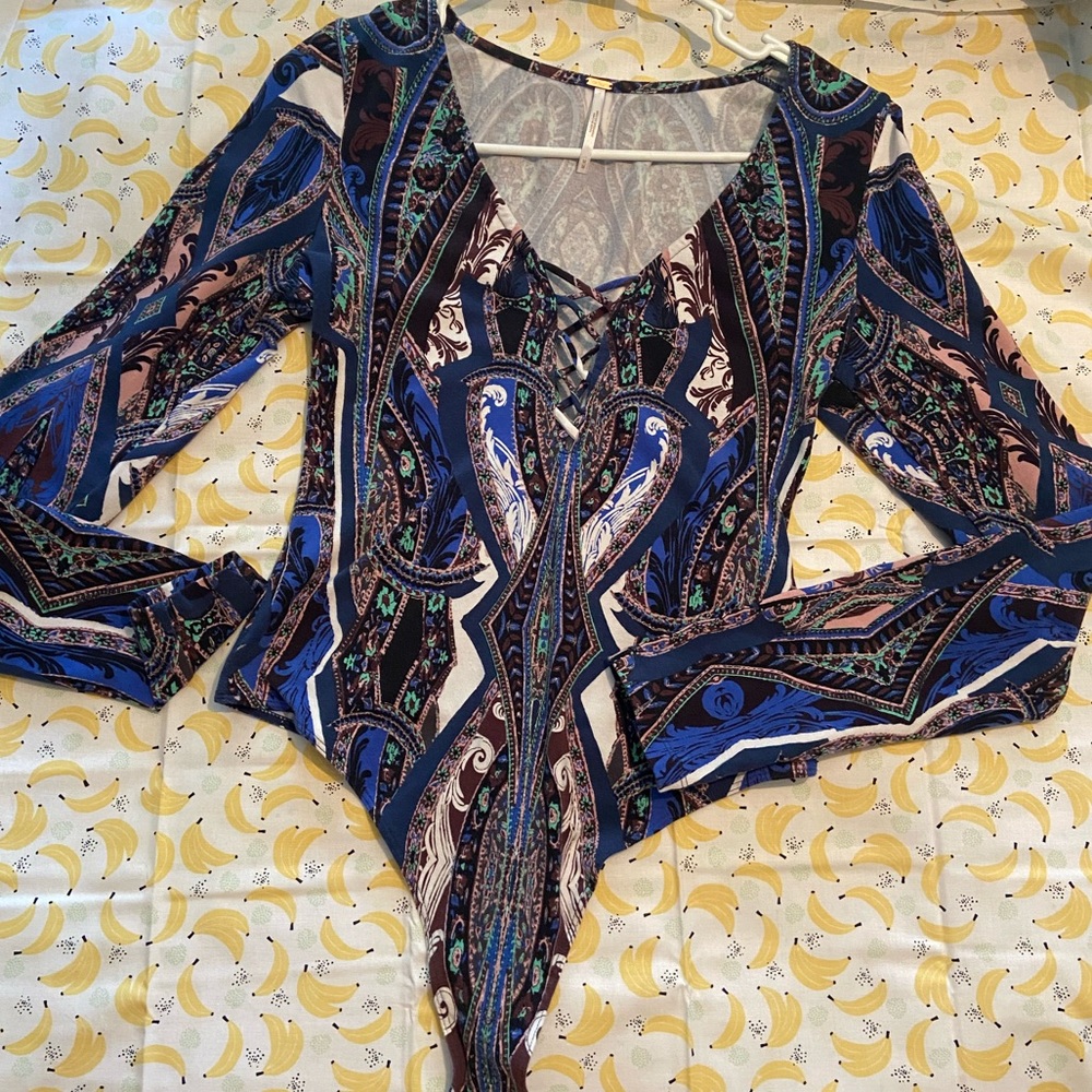 Free People long-sleeve paisley bodysuit sz M